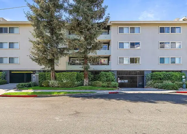 Photo of 211 N Valley St, Burbank, CA 91505