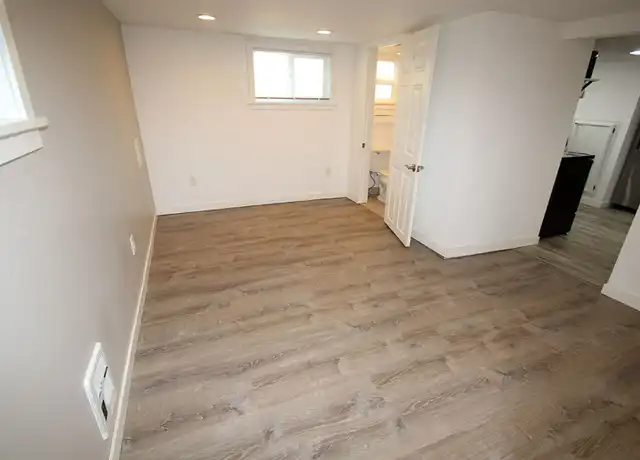 Property at 7326 13th Ave NW Unit 3, Seattle, WA, 98117, 1 bed, 1 bath, [object Object]