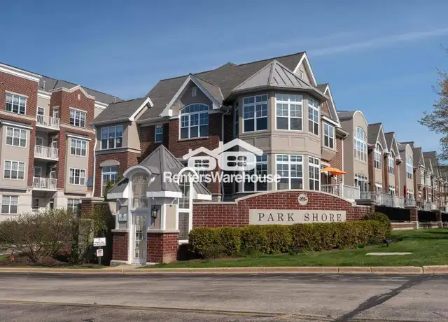 Property at 3872 S Lake Dr, St Francis, WI, 53235, 2 beds, 2 baths, [object Object]