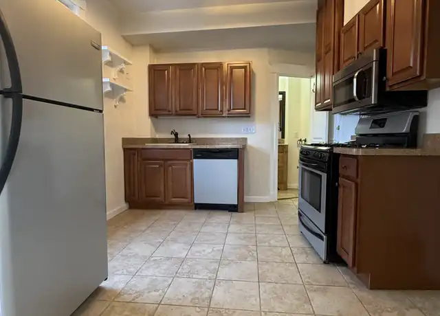 Property at 123 Richmond St Unit 2, Boston, MA, 02109, 2 beds, 1 bath, [object Object]