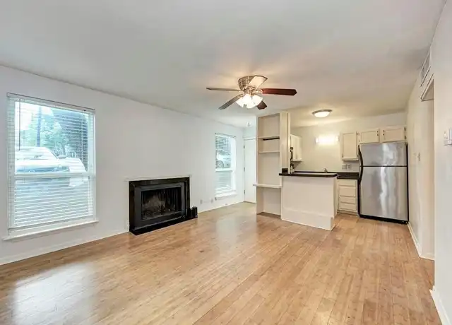 Property at 1000 W 26th St #113, Austin, TX, 78705, 1 bed, 1 bath, [object Object]