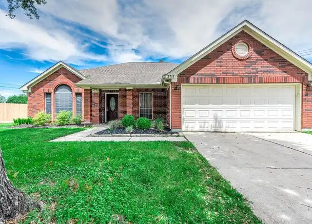 Property at 3717 Pin Oak Dr E, Pearland, TX, 77581, 3 beds, 2 baths, [object Object]