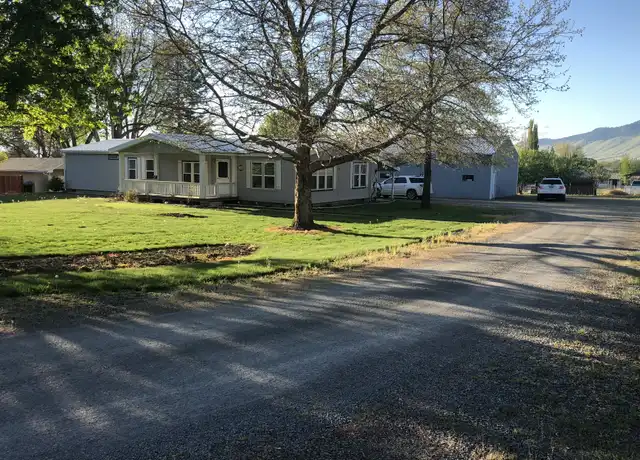Property at 1008 Water St, Cove, OR, 97824, 3 beds, 2 baths, [object Object]