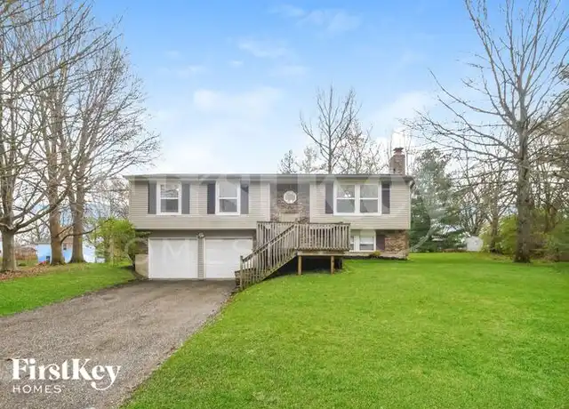Property at 639 Shady Creek Ct, Greenwood, IN, 46142, 3 beds, 2.5 baths, [object Object]