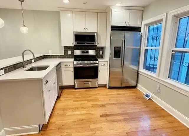 Property at 6 Saint James Pl Unit TH, Boston, MA, 02119, 4 beds, 2 baths, [object Object]