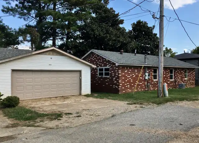 Property at 3907 Hillside Dr, Jonesboro, AR, 72401, 3 beds, 1 bath, [object Object]