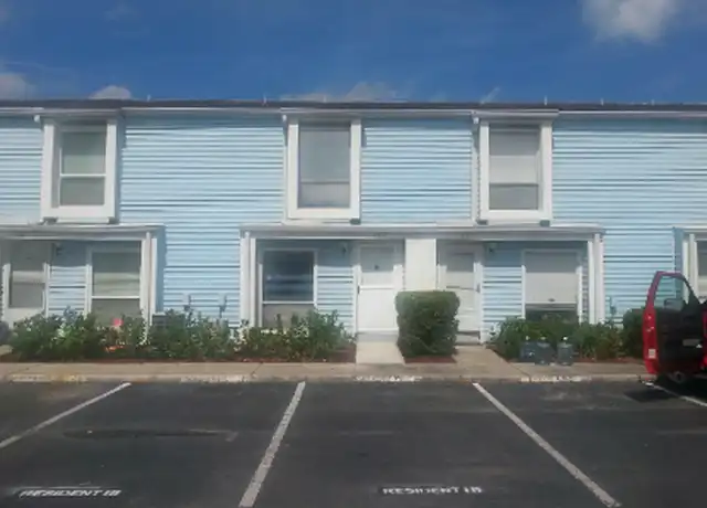 Property at 11819 Cypress Hill Cir Unit 11819, Tampa, FL, 33626, 2 beds, 1.5 baths, [object Object]