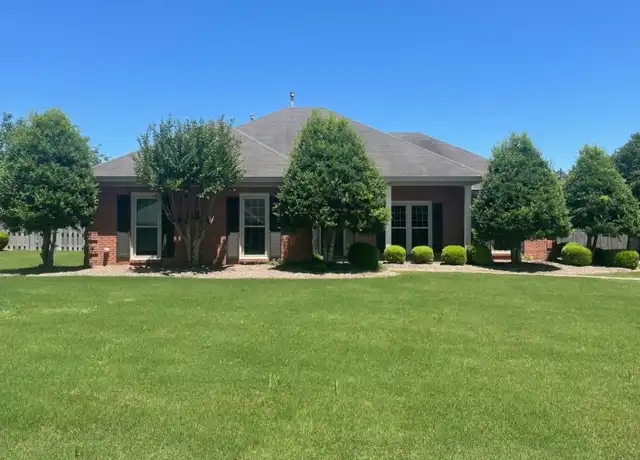 Property at 8827 Sturbridge Dr, Montgomery, AL, 36116, 4 beds, 2 baths, [object Object]