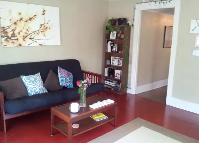 Property at 435 SW 5th St, Corvallis, OR, 97333, 1 bed, 1 bath, [object Object]