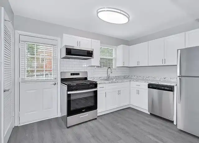 Property at Canterbury Square - 900 Pump Rd, Henrico, VA, 23238, 1-3 bed, 1-1.5 bath, [object Object]