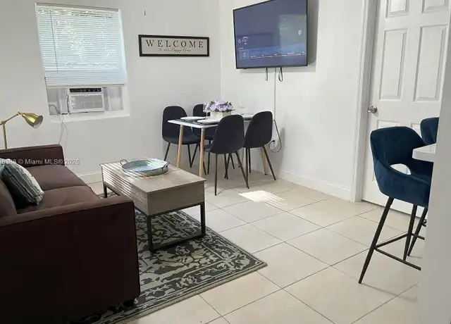Property at 1040 SW 28th St Unit 1, Fort Lauderdale, FL, 33315, 1 bed, 1 bath, [object Object]