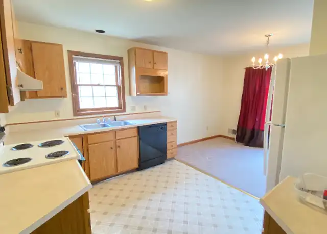 Property at 4212 Menga Dr Unit 3, Schenectady, NY, 12304, 2 beds, 1 bath, [object Object]