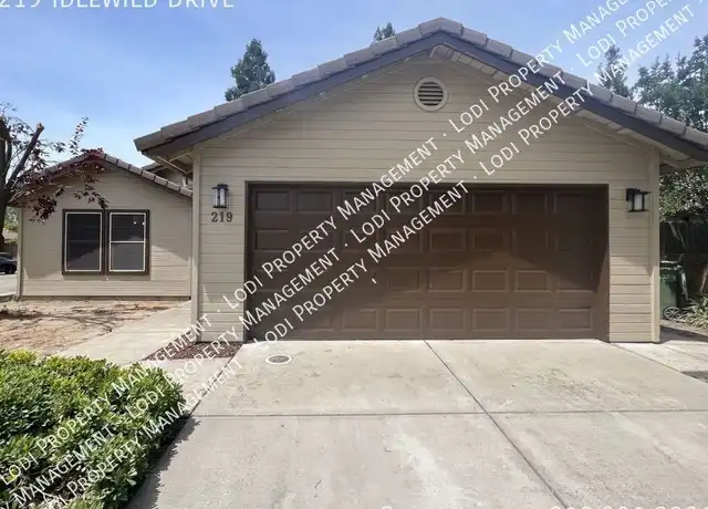 Property at 219 Idlewild Dr, Lodi, CA, 95240, 3 beds, 2 baths, [object Object]