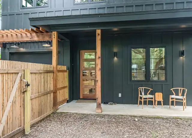 Property at 2007 Willow St, Austin, TX, 78702, 3 beds, 3.5 baths, [object Object]