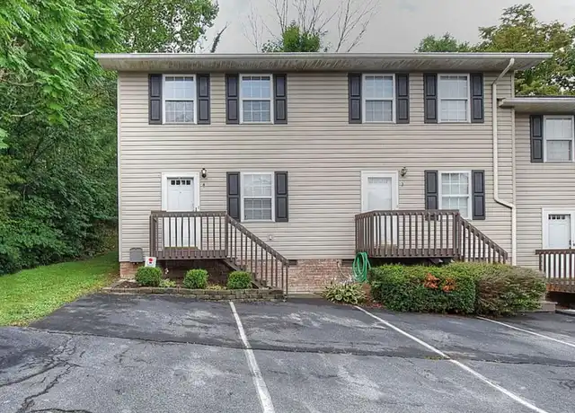 Property at 200 Arrowhead Dr, Johnson City, TN, 37601, 2 beds, 1.5 baths, [object Object]