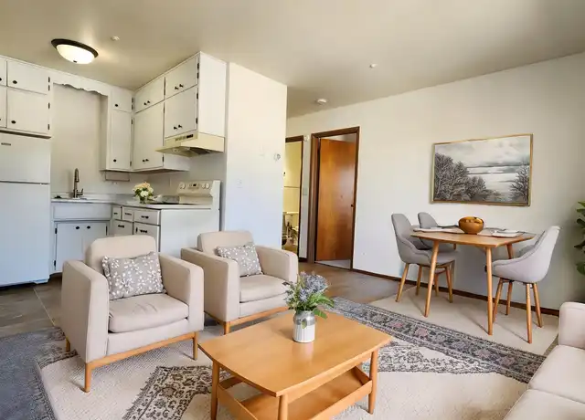 Property at 915 7th Ave N, Moorhead, MN, 56560, 1 bed, 1 bath, [object Object]