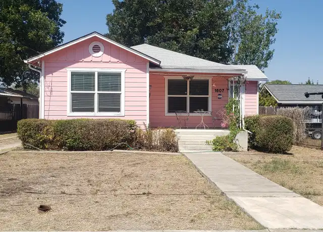 Property at 1607 Waverly Ave, San Antonio, TX, 78201, 2 beds, 1 bath, [object Object]