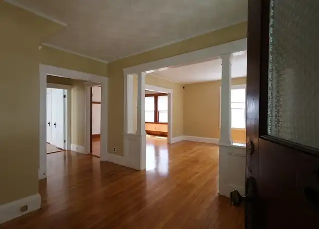 Property at 39 Trowbridge St Unit 1, Arlington, MA, 02474, 2 beds, 1 bath, [object Object]
