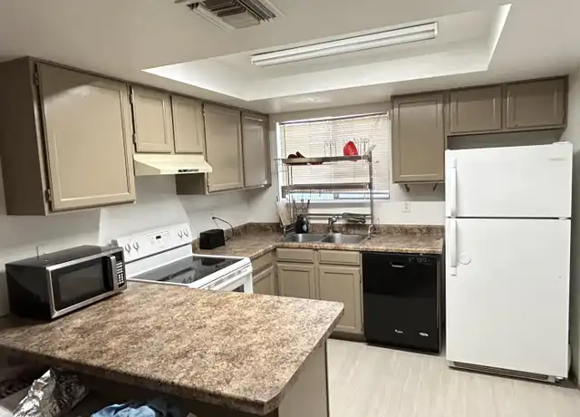 Property at 422 W Pebble Beach Dr Unit 416, Tempe, AZ, 85282, 2 beds, 1 bath, [object Object]