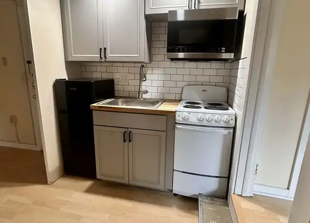 Property at 188 Cliff St, Burlington, VT, 05401, 1 bed, 1 bath, [object Object]