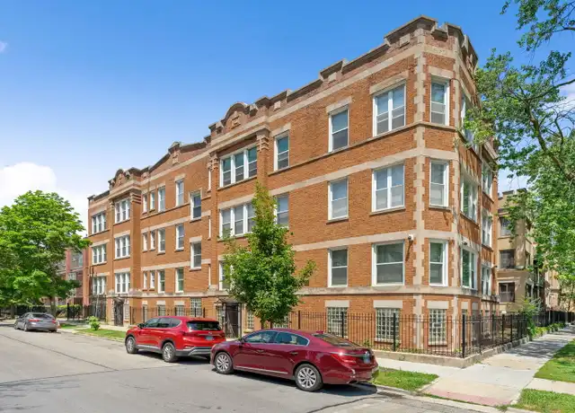Property at 940 E 48th St Unit 3, Chicago, IL, 60615, 2 beds, 2 baths, [object Object]