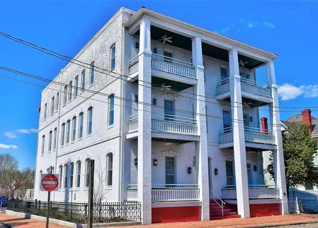 Property at 448 Dinwiddie St #102, Portsmouth, VA, 23704, 1 bed, 1.5 baths, [object Object]