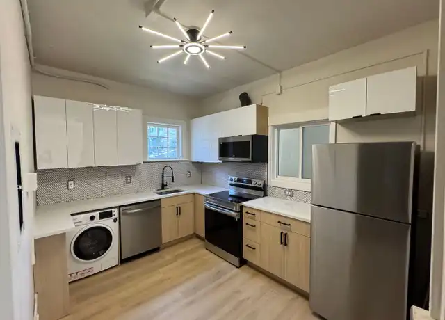 Property at 314 E Mercer St Unit 3A, Seattle, WA, 98102, 1 bed, 1 bath, [object Object]