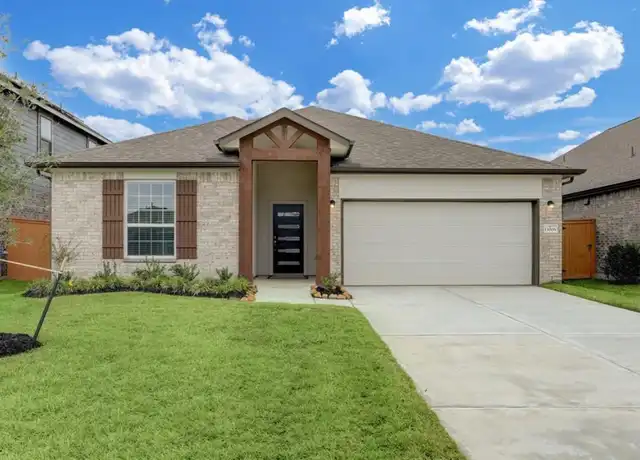 Property at 13006 Oleander Bay Ln, La Marque, TX, 77568, 4 beds, 2 baths, [object Object]