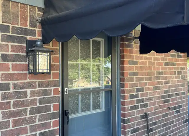 Property at 500 E College St #4, Athens, TX, 75751, 2 beds, 2 baths, [object Object]