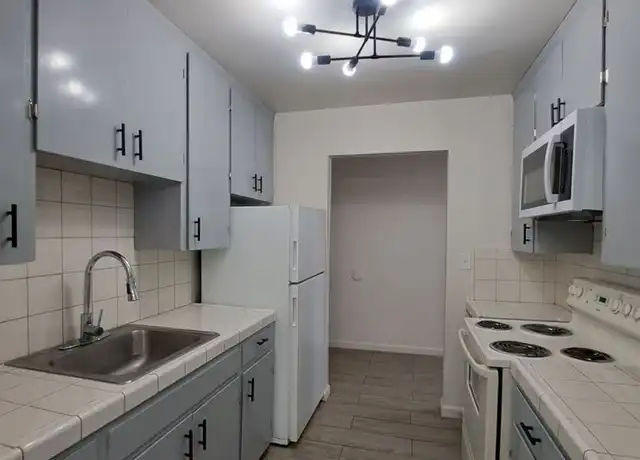 Property at 587 E Barstow Ave Unit 589, Fresno, CA, 93710, 2 beds, 1 bath, [object Object]
