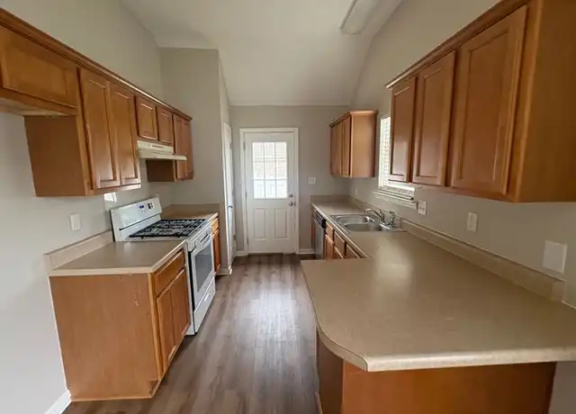 Property at 1933 Garden Leaf Dr, Memphis, TN, 38134, 3 beds, 2 baths, [object Object]