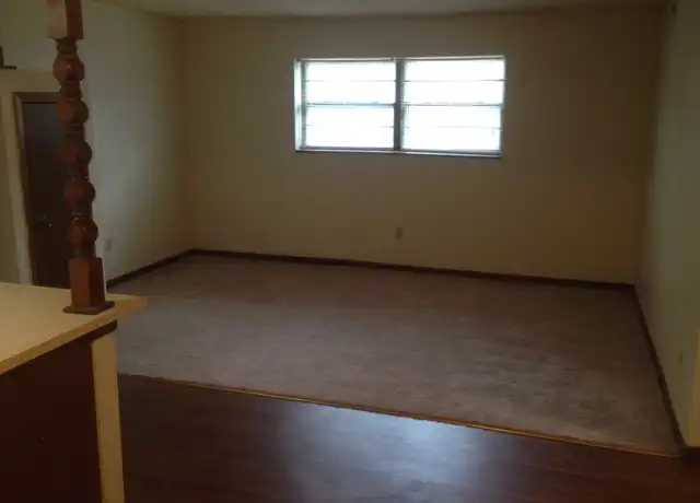 Property at 1113 Bertrand St, Manhattan, KS, 66502, 2 beds, 1 bath, [object Object]