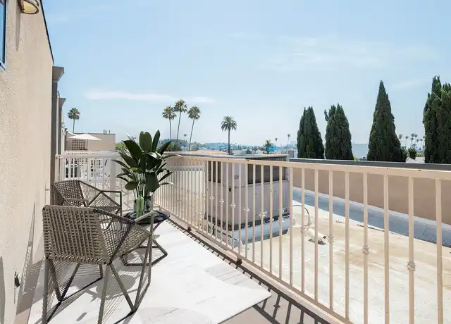Property at 1752 N Kinsgley Drive - 1752 N Kingsley Dr, Los Angeles, CA, 90027, 2 beds, 2.5 baths, [object Object]