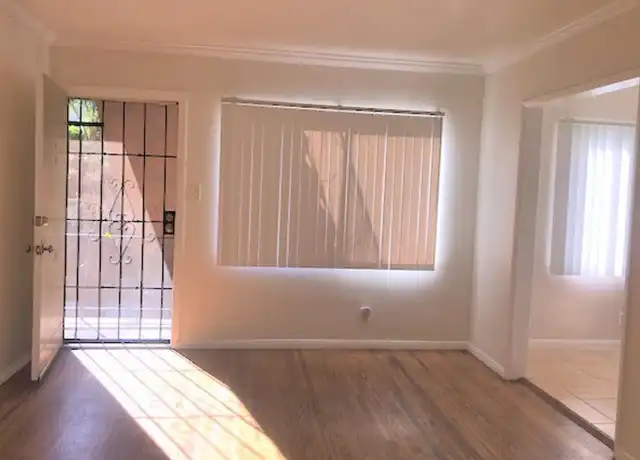Property at 5067 20th St #1, Los Angeles, CA, 90016, 1 bed, 1 bath, [object Object]