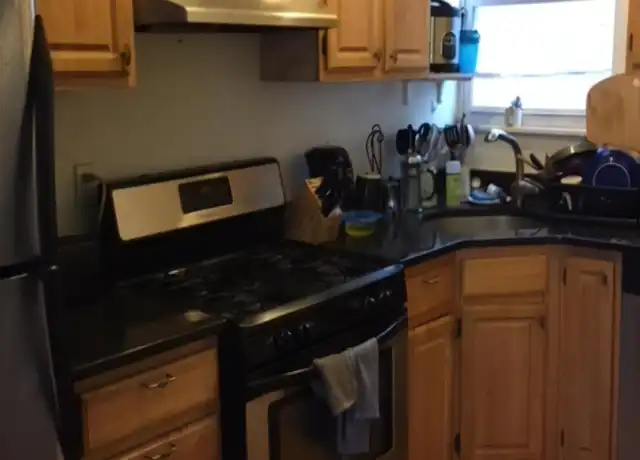 Property at 315 Elm St, Cambridge, MA, 02139, 4 beds, 2 baths, [object Object]