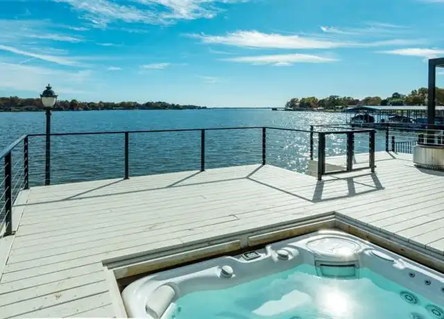 Property at 156 Marina Dr, Mabank, TX, 75156, 3 beds, 3.5 baths, [object Object]