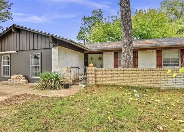 Property at 2719 Shawn Dr, Denison, TX, 75020, 4 beds, 2 baths, [object Object]