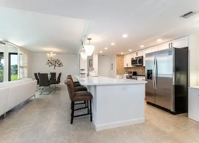 Property at 1915 Lavers Cir Unit E109, Delray Beach, FL, 33444, 2 beds, 2.5 baths, [object Object]