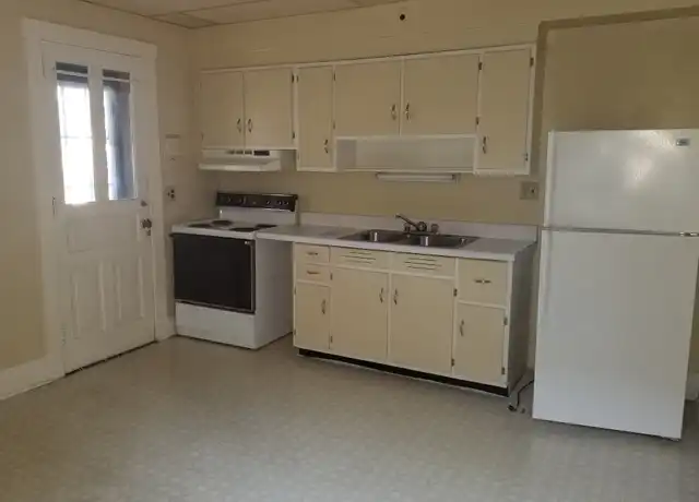 Property at 24 N 4th St, Lewisburg, PA, 17837, 1 bed, 1 bath, [object Object]