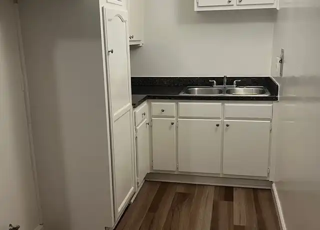 Property at El Segundo 3210 - 3210 El Segundo Blvd, Lynwood, CA, 90262, 1 bed, 1 bath, [object Object]
