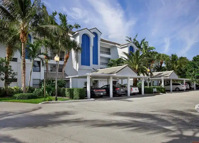 Property at 123 Bay Colony Dr N, Juno Beach, FL, 33408, 2 beds, 2 baths, [object Object]