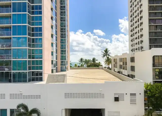 Property at 2642 Collins Ave #406, Miami Beach, FL, 33140, 2 beds, 2 baths, [object Object]