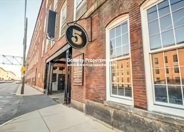 Property at 240 Jackson St, Lowell, MA, 01852, 1 bed, 1 bath, [object Object]