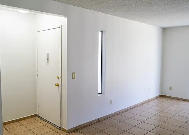 Photo of 1031 S Cactus Ave, Rialto, CA 92376
