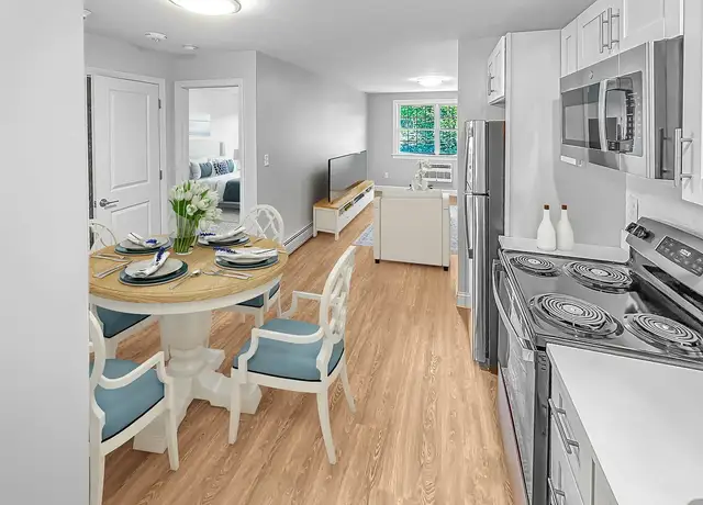 Photo of 25 Oak Ridge Ave, Salem, NH 03079