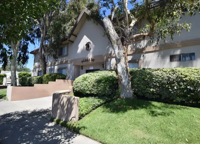 Property at 13849 Chase St Unit 06, Panorama City, CA, 91402, 1 bed, 1 bath, [object Object]