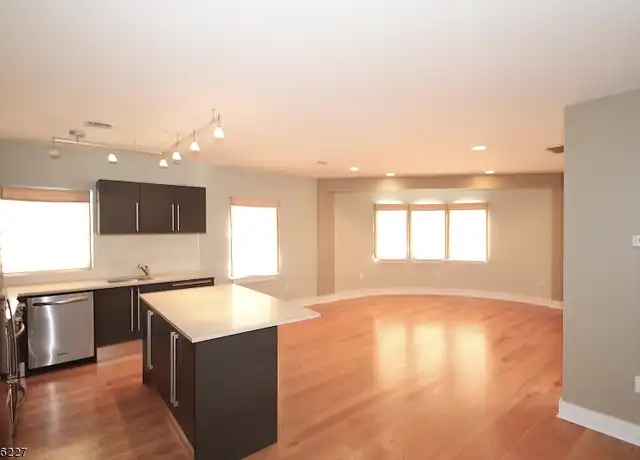 Property at 268 Madison Ave #3, Madison, NJ, 07940, 1 bed, 1 bath, [object Object]