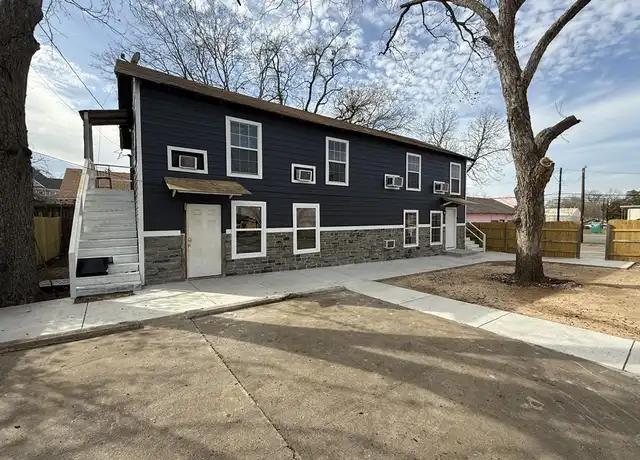 Property at 405 W Wm J Bryan Pkwy Unit B3, Bryan, TX, 77803, 2 beds, 1 bath, [object Object]