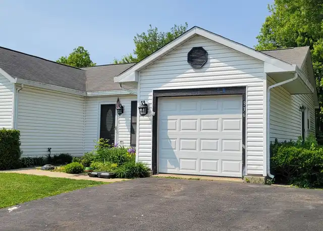 Property at 336 Burr Oak Cir, Cary, IL, 60013, 3 beds, 1.5 baths, [object Object]