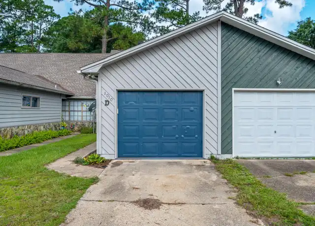 Property at 1010 Pineview Blvd Unit D, Fort Walton Beach, FL, 32547, 2 beds, 2 baths, [object Object]